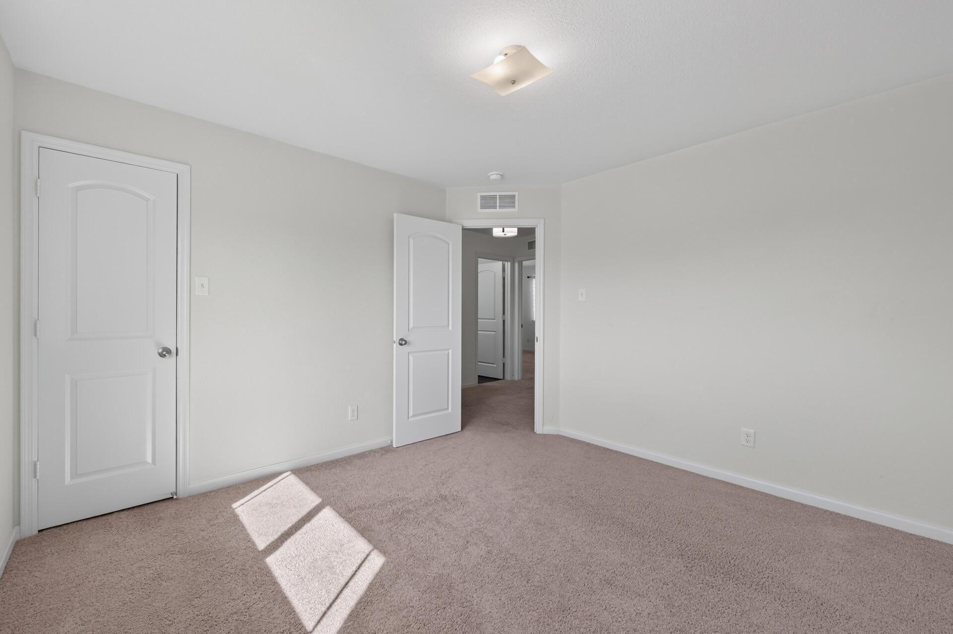 19077 Eagle Lake Road S Property Photo 21