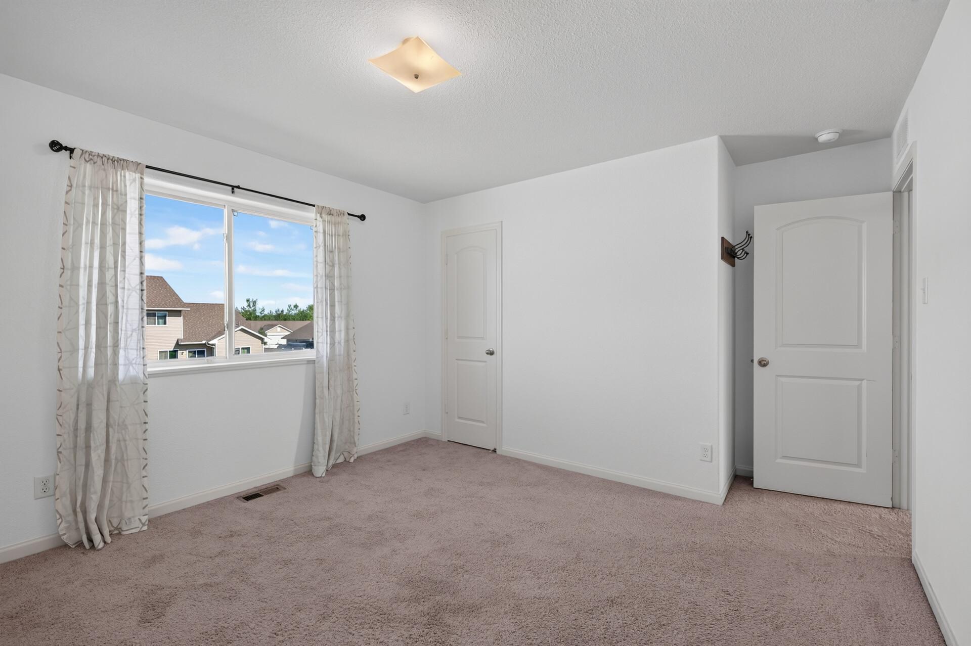 19077 Eagle Lake Road S Property Photo 25