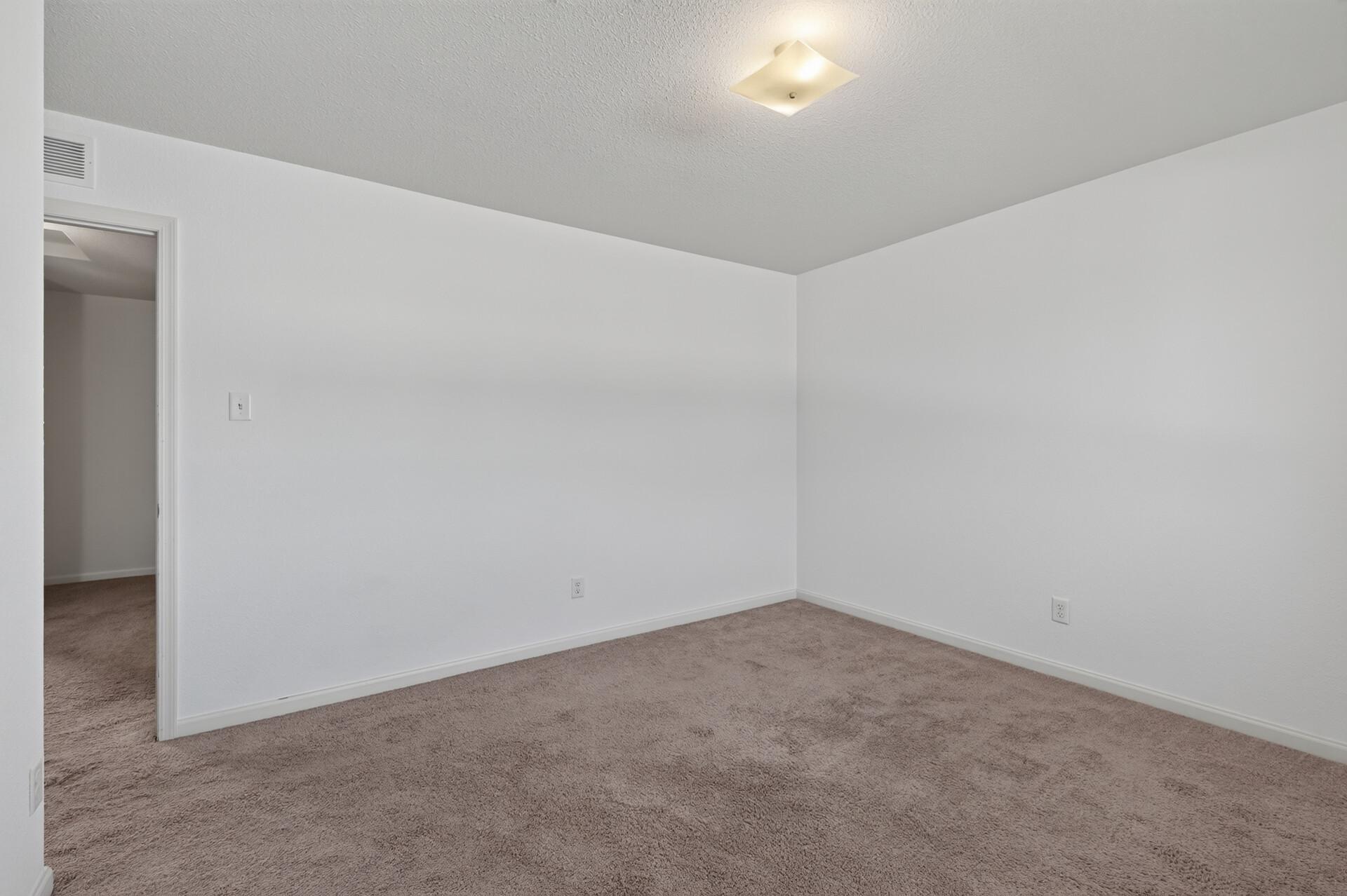 19077 Eagle Lake Road S Property Photo 27