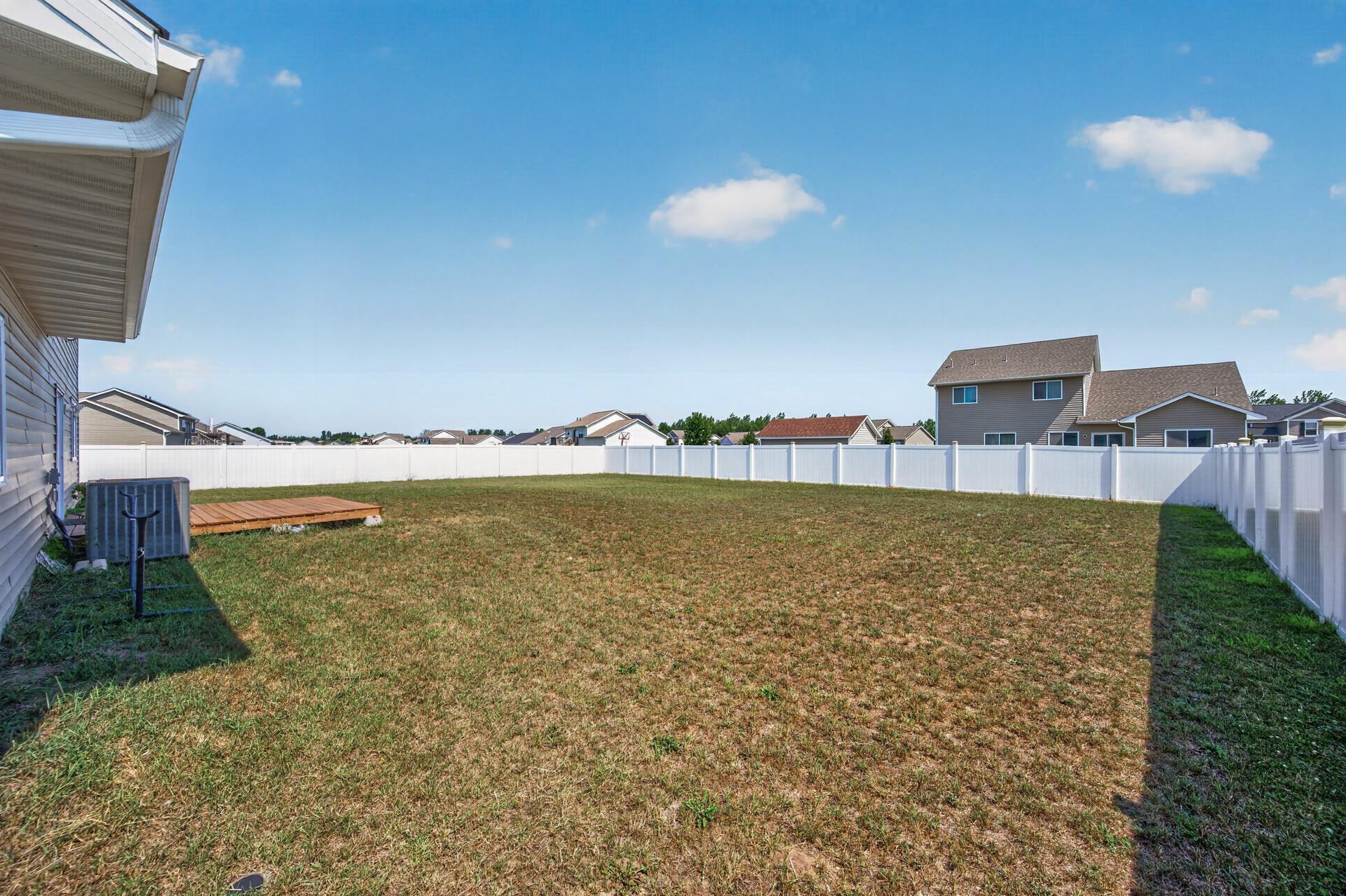 19077 Eagle Lake Road S Property Photo 33