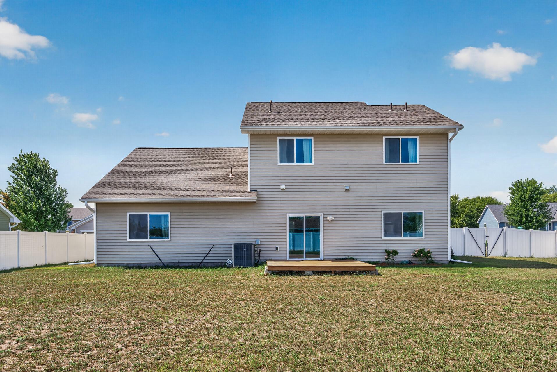19077 Eagle Lake Road S Property Photo 43