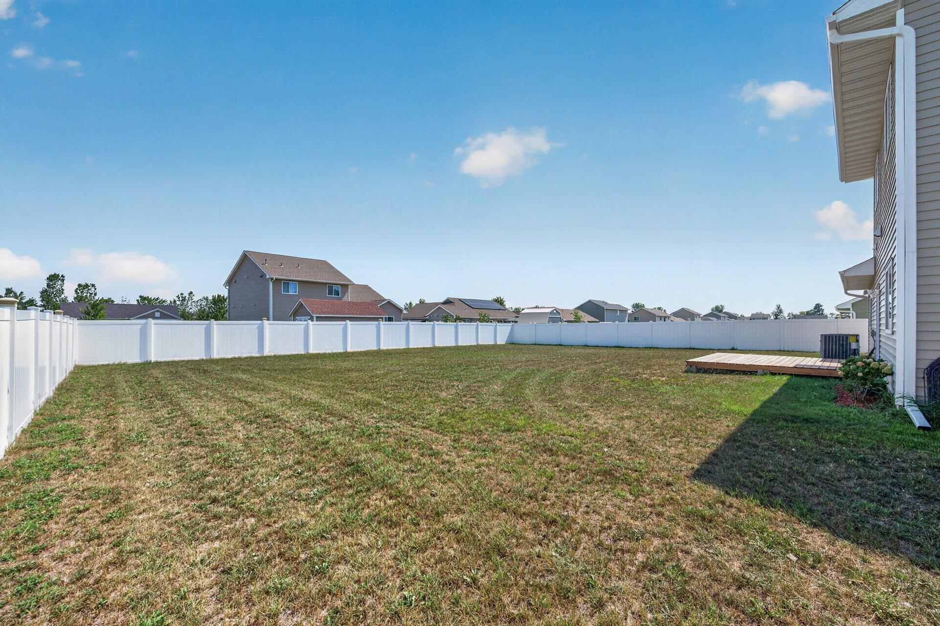 19077 Eagle Lake Road S Property Photo 44