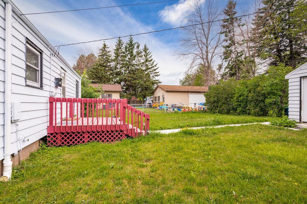 5915 Grand Avenue Property Photo 3