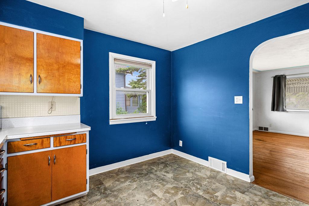 5915 Grand Avenue Property Photo 11