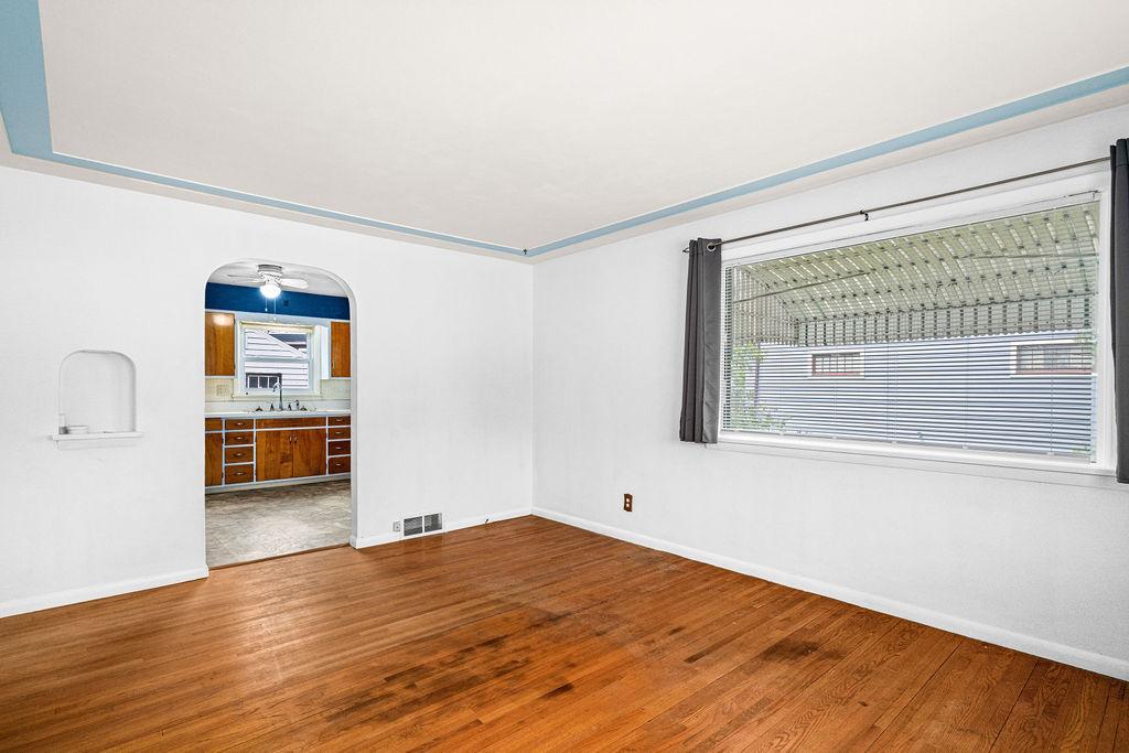 5915 Grand Avenue Property Photo 13