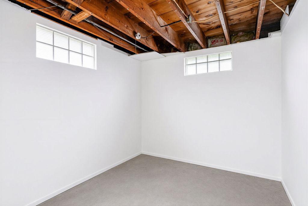 5915 Grand Avenue Property Photo 20