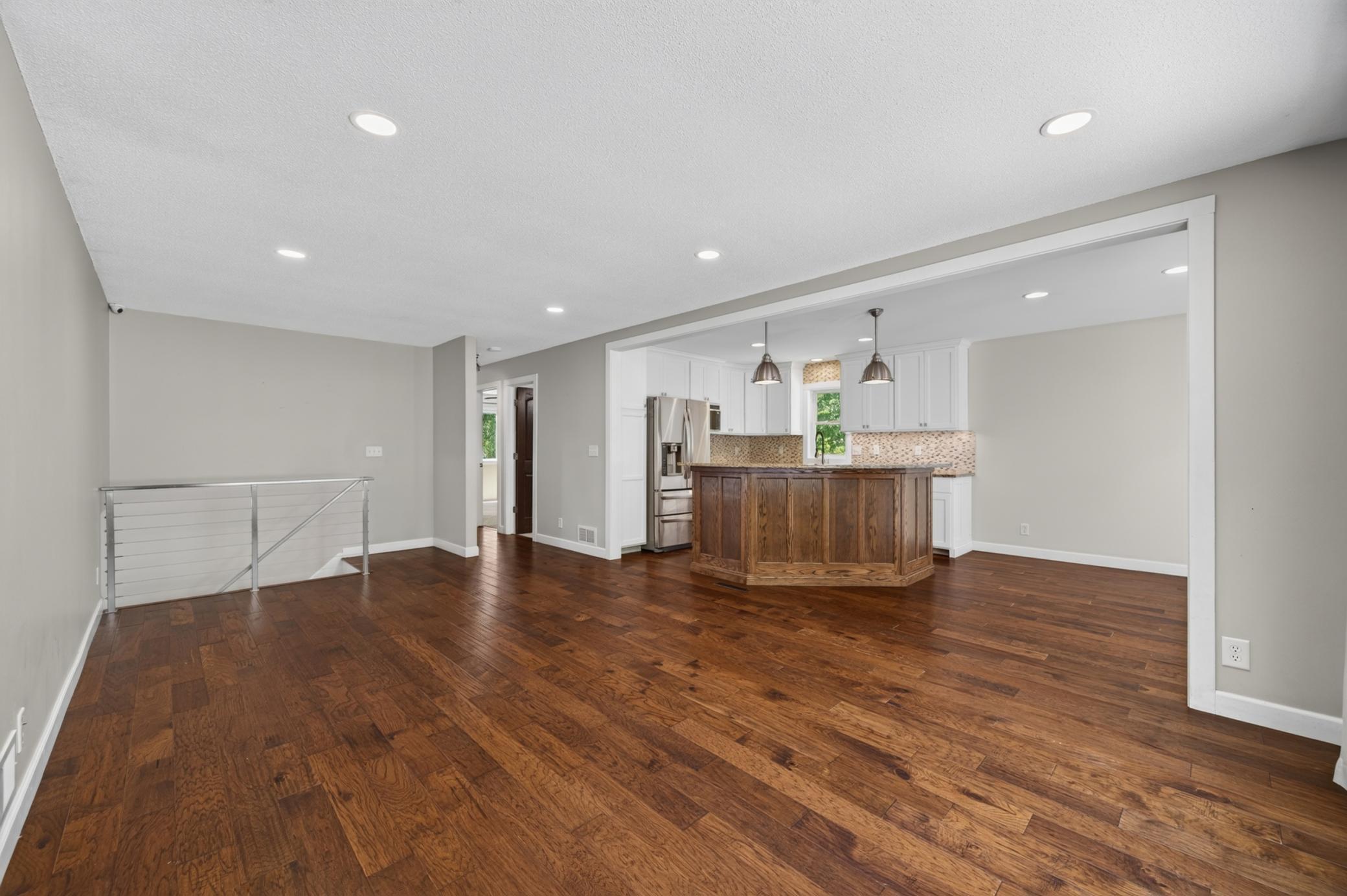 2421 4th Street Property Photo 4