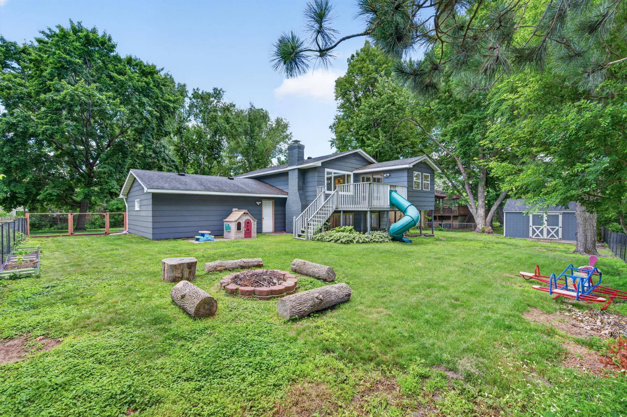 2421 4th Street Property Photo 28