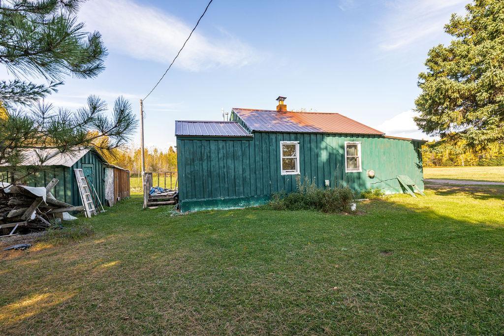 2088 County Road 142 Property Photo 4