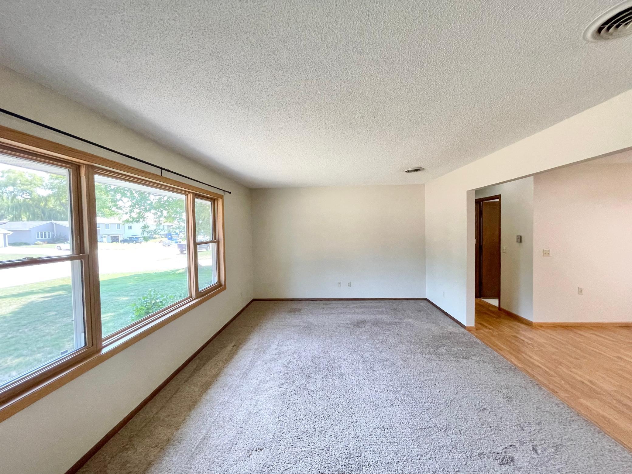 404 S Paffrath Avenue Property Photo 6
