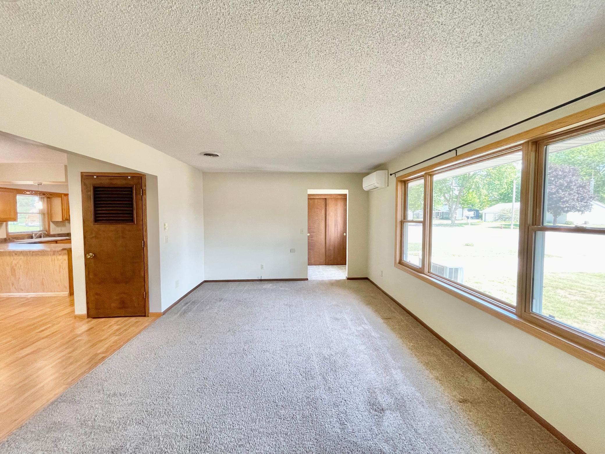404 S Paffrath Avenue Property Photo 7