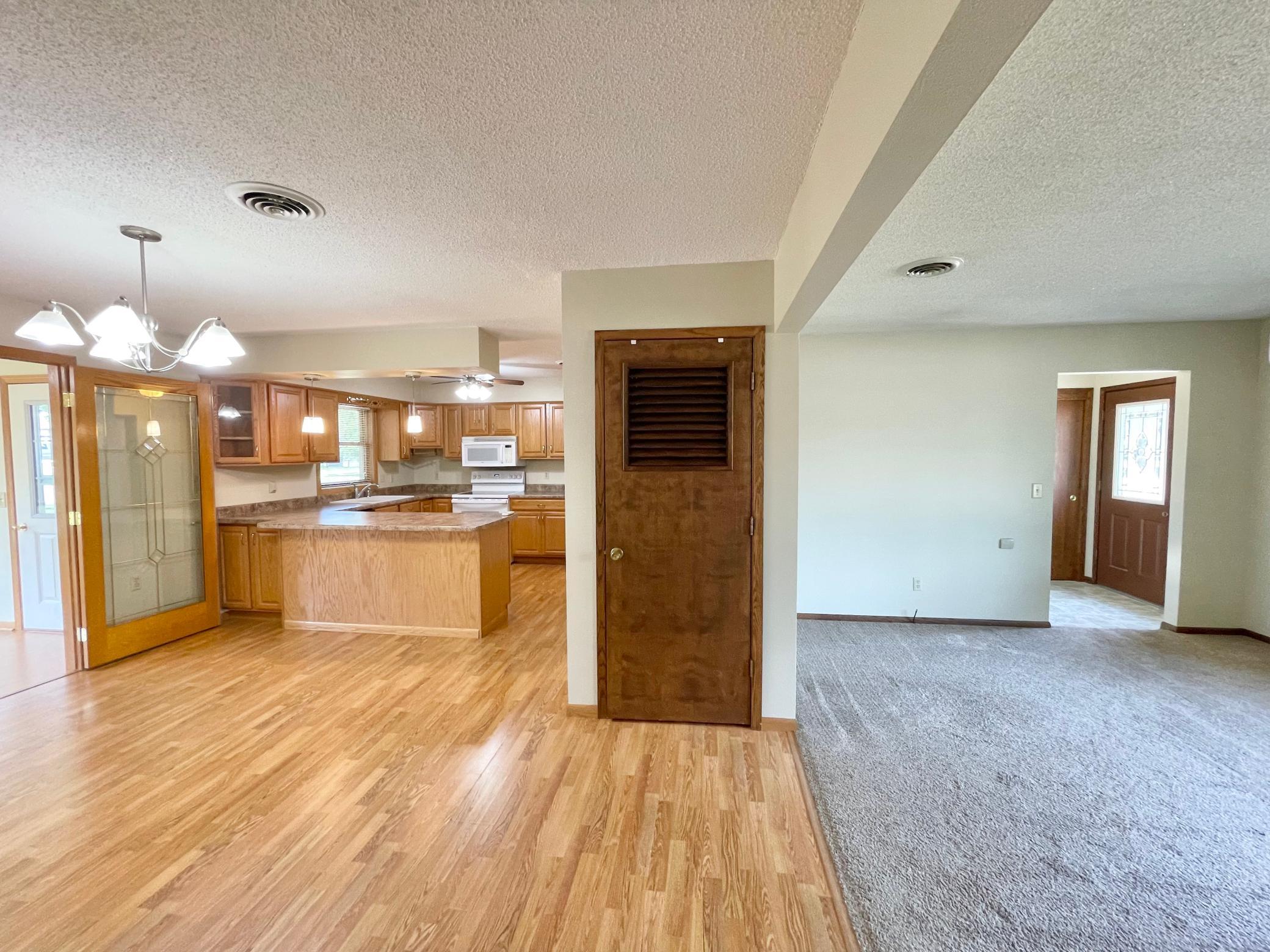 404 S Paffrath Avenue Property Photo 8