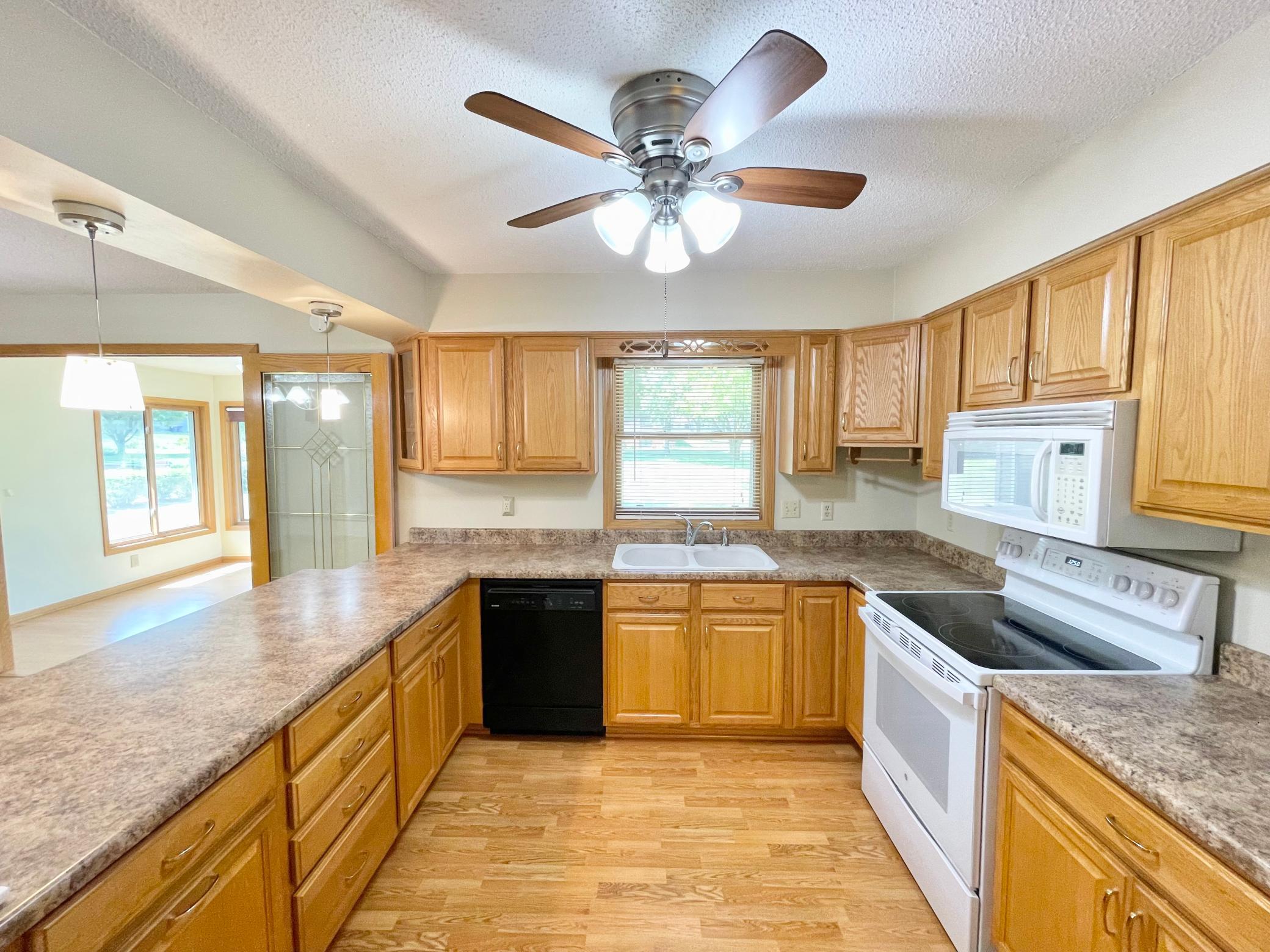 404 S Paffrath Avenue Property Photo 16