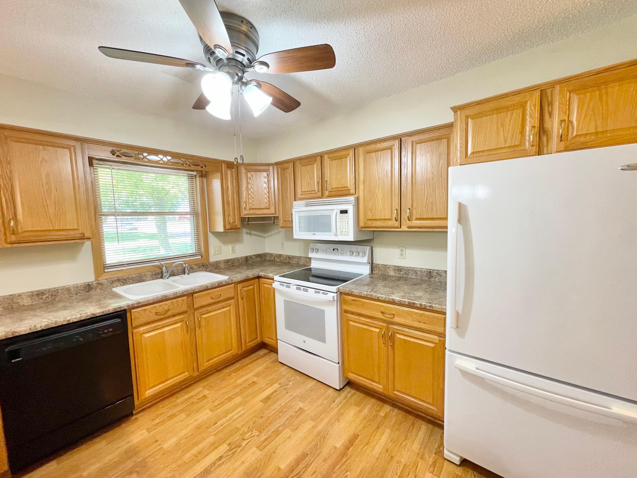 404 S Paffrath Avenue Property Photo 17