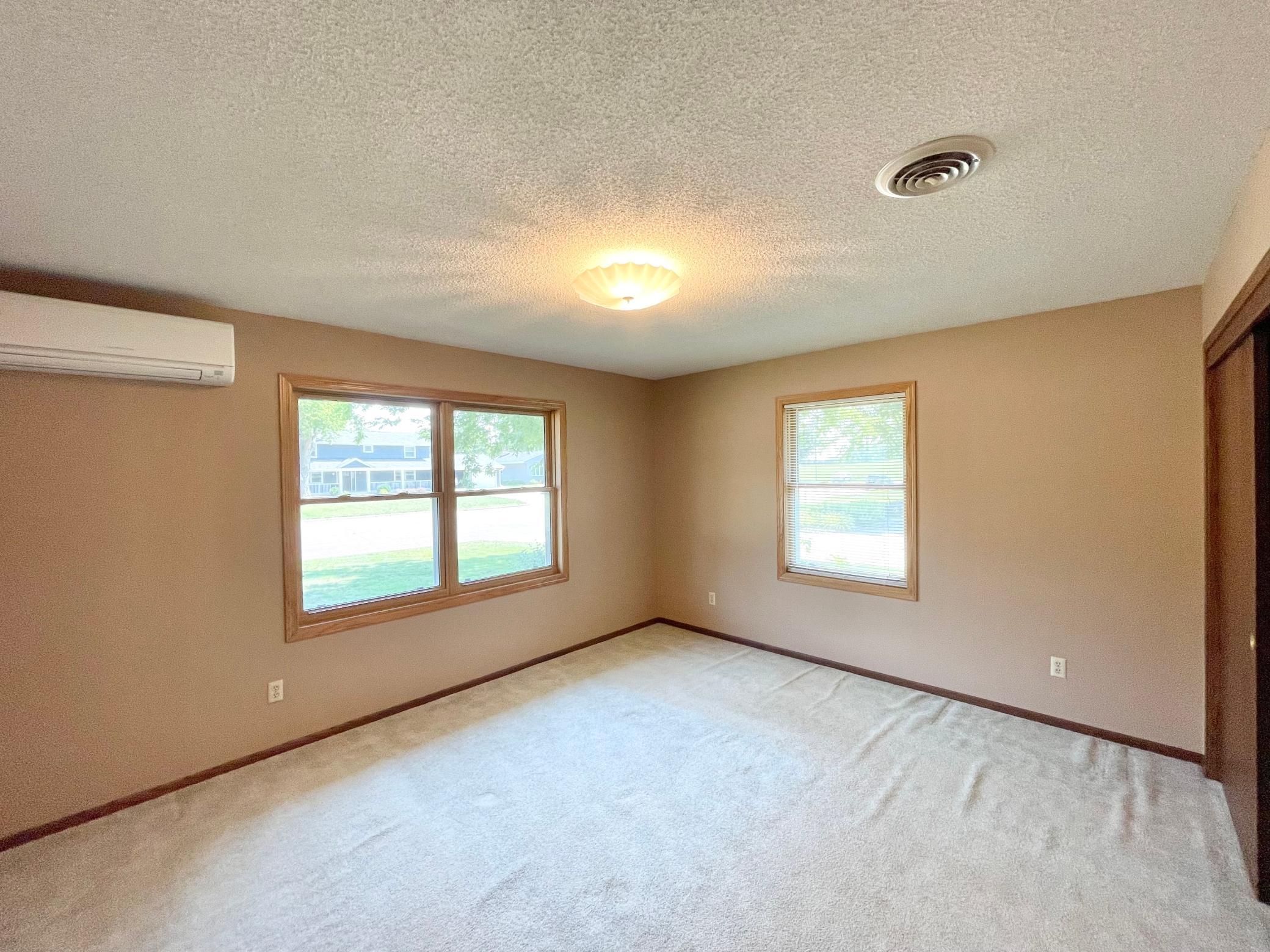 404 S Paffrath Avenue Property Photo 28