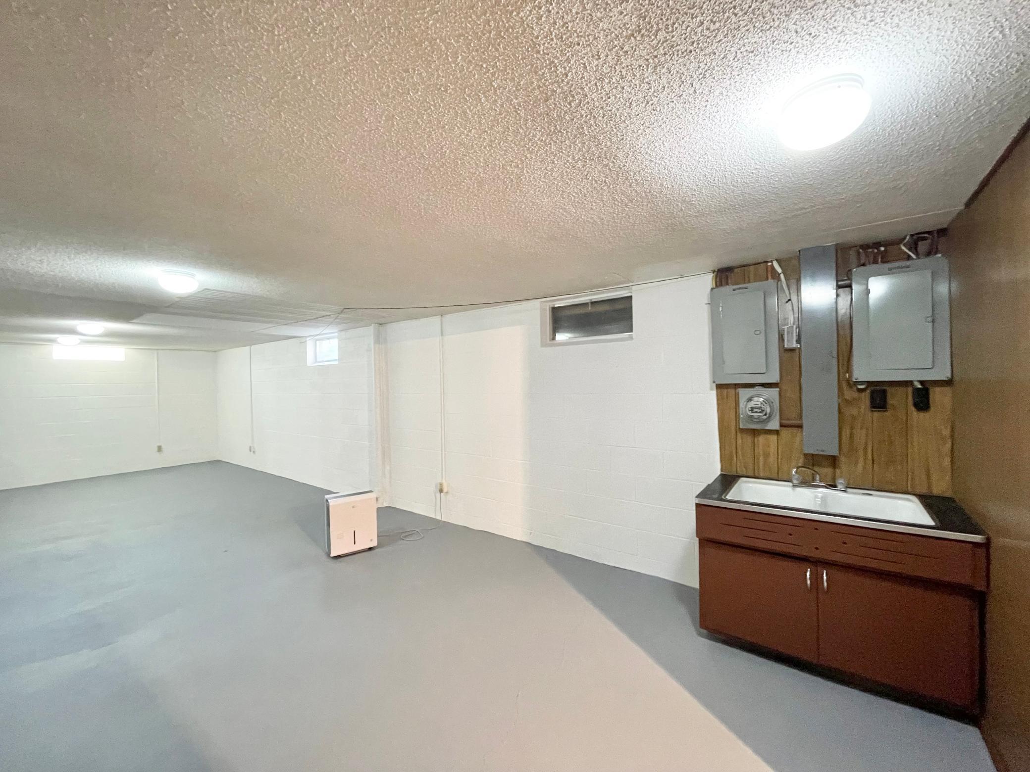 404 S Paffrath Avenue Property Photo 37
