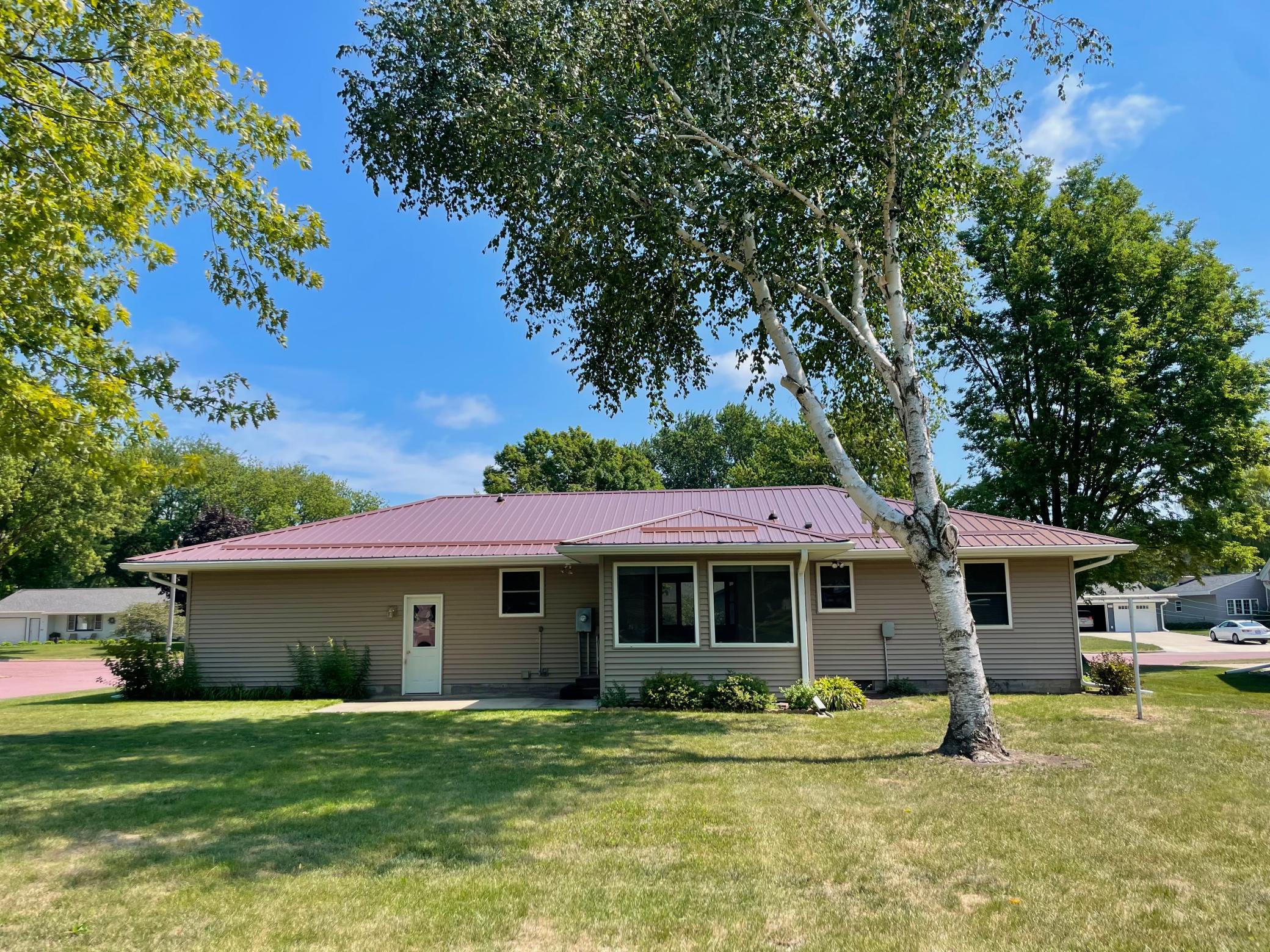 404 S Paffrath Avenue Property Photo 47