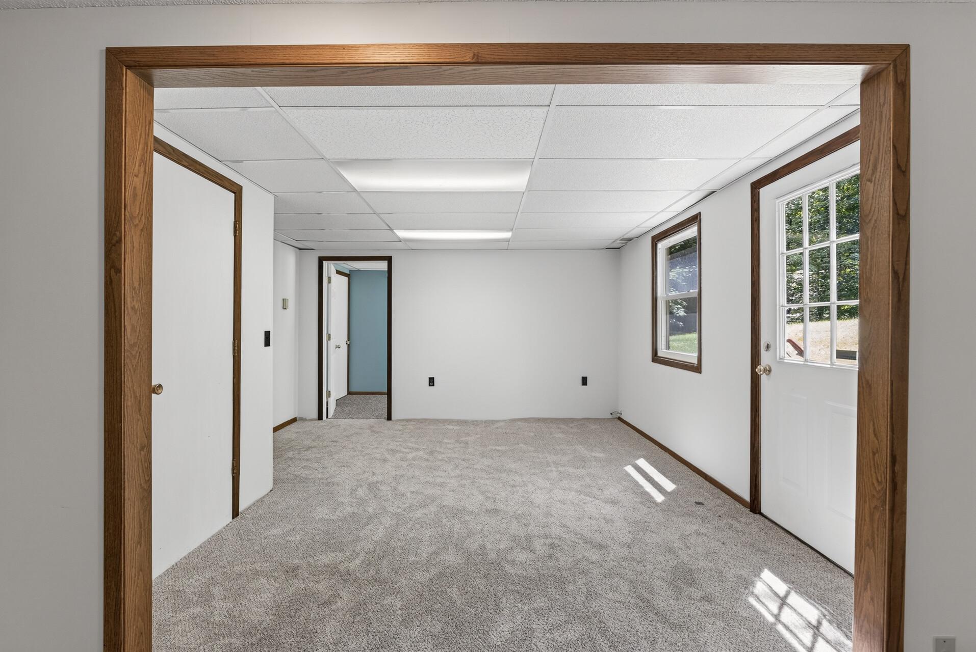 10761 Crow Hassan Park Road Property Photo 14