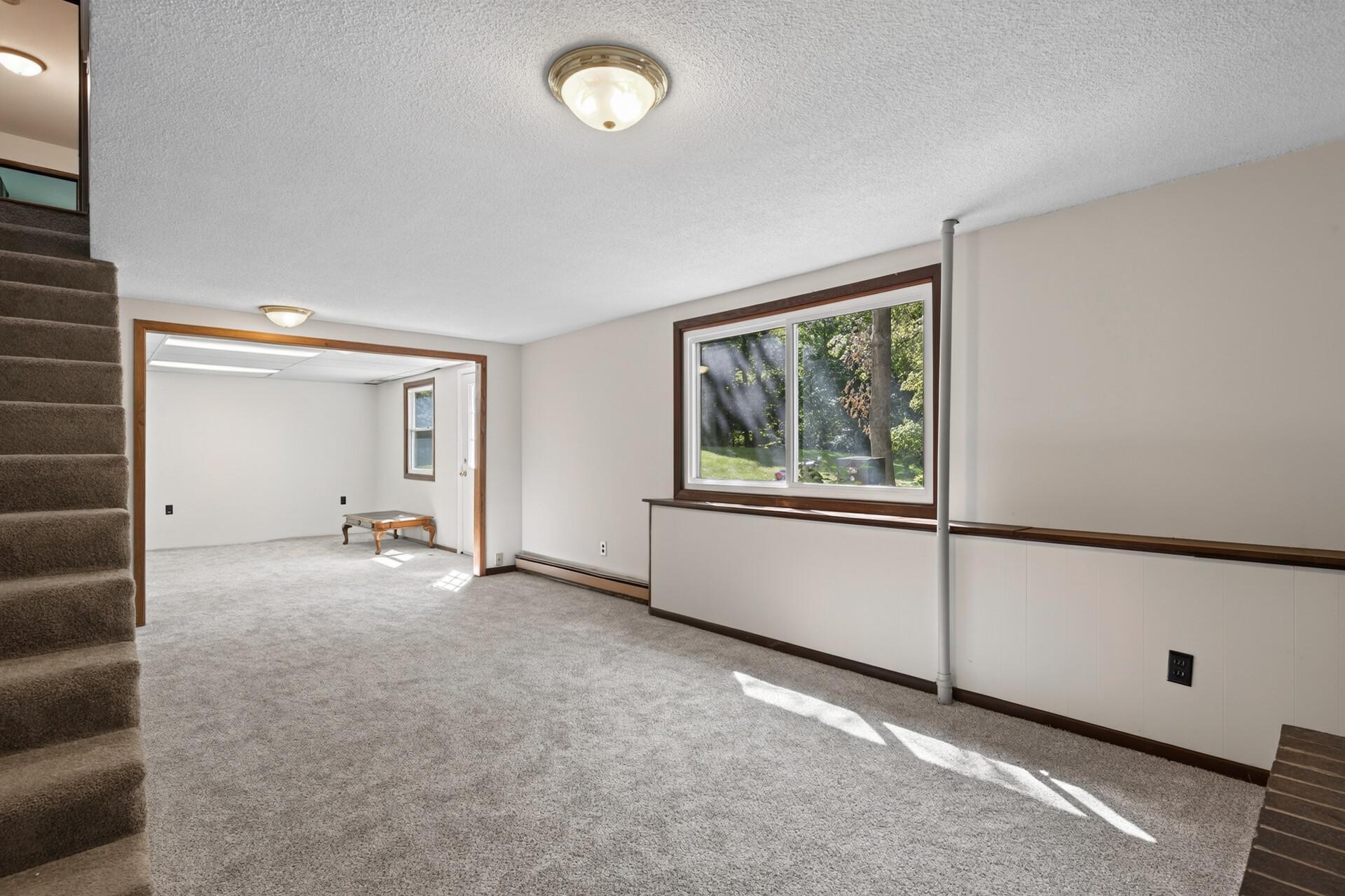 10761 Crow Hassan Park Road Property Photo 16