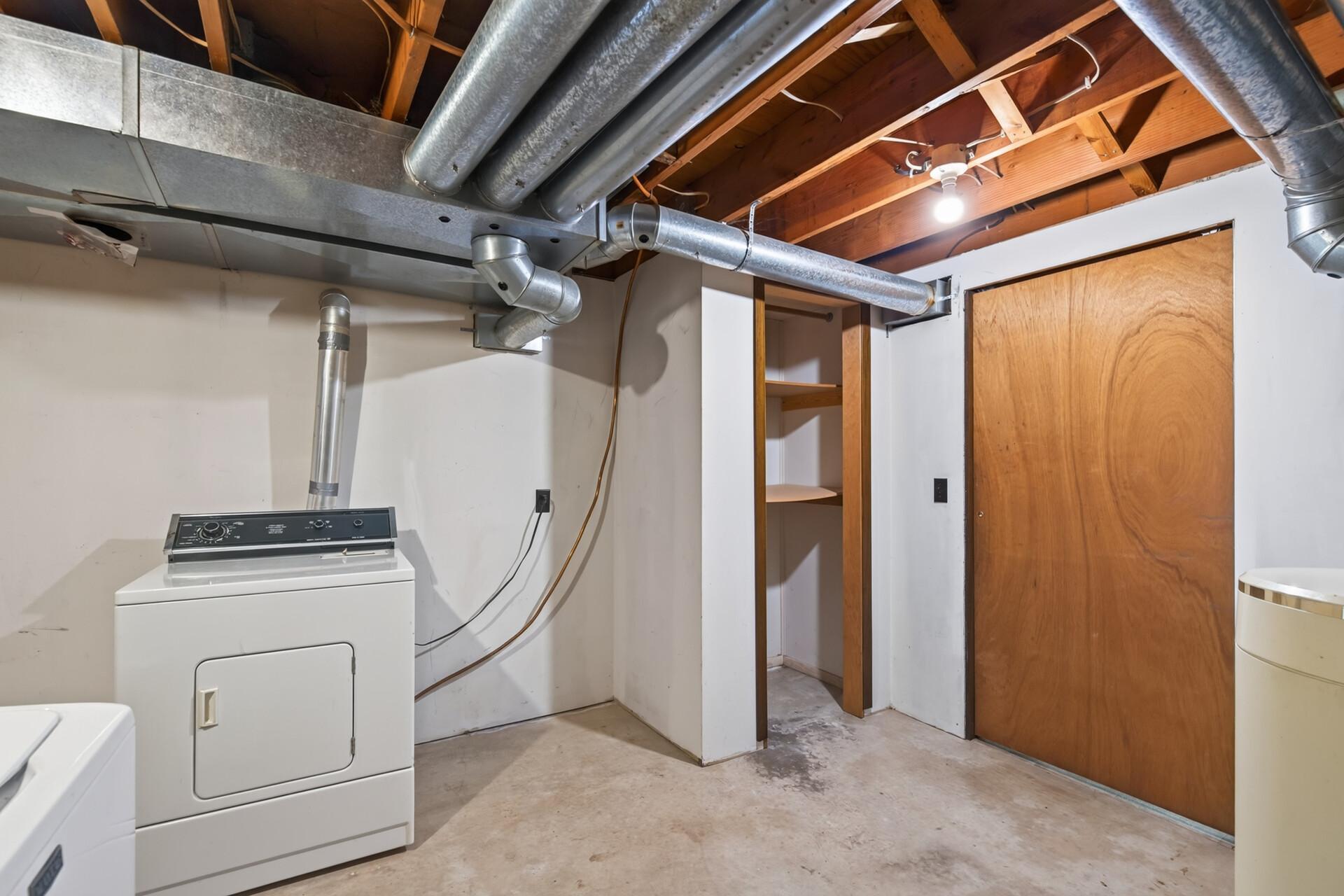 10761 Crow Hassan Park Road Property Photo 27