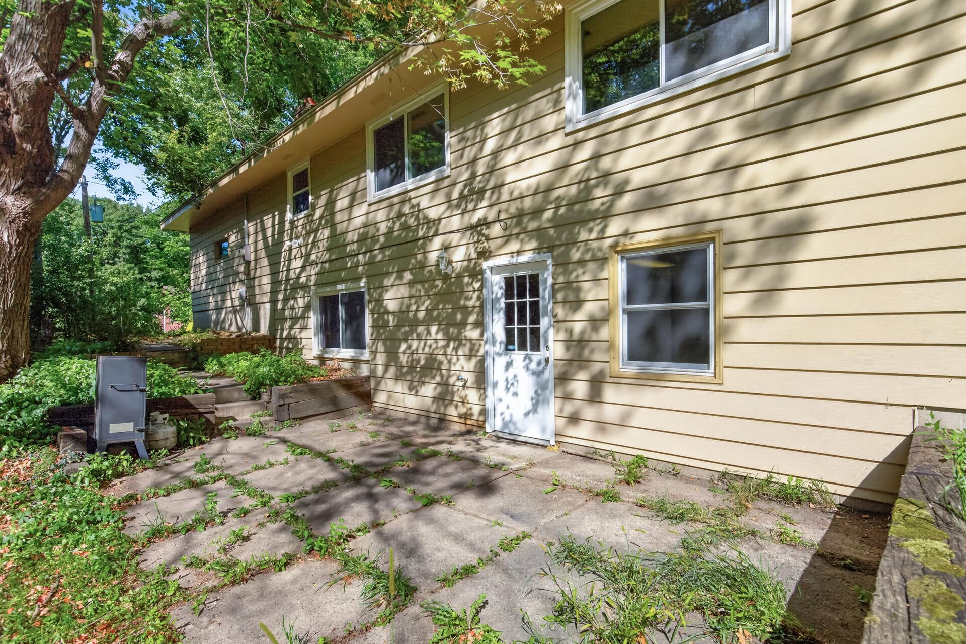 10761 Crow Hassan Park Road Property Photo 29