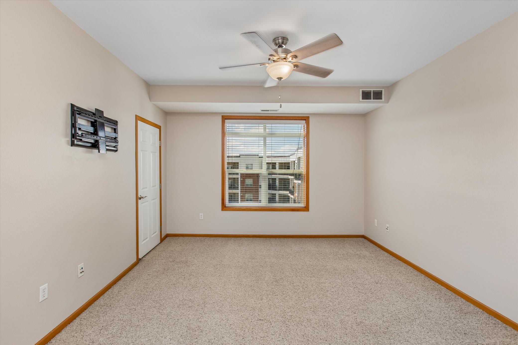 12501 Nicollet Avenue 425 Property Photo 8