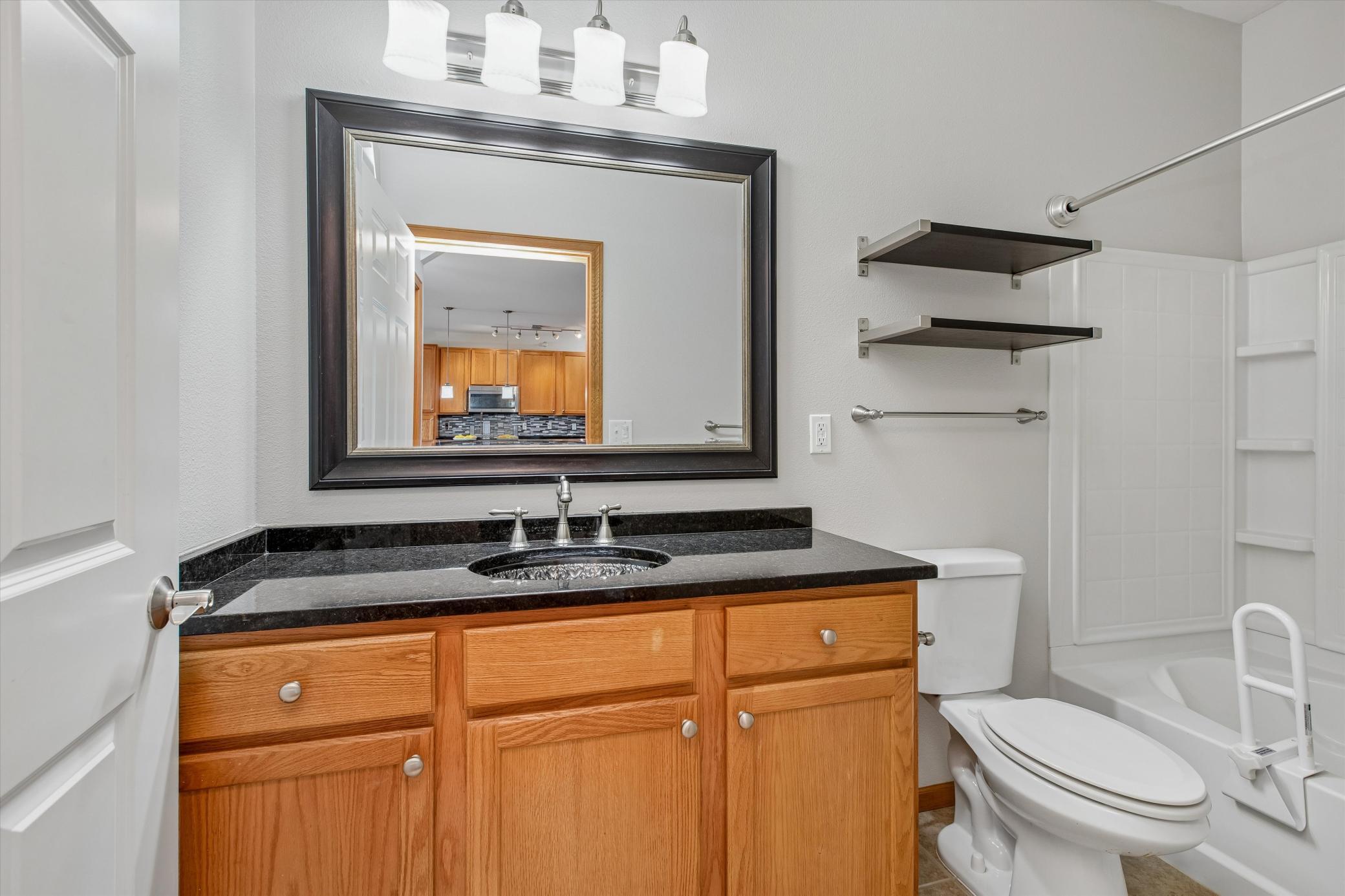 12501 Nicollet Avenue 425 Property Photo 10