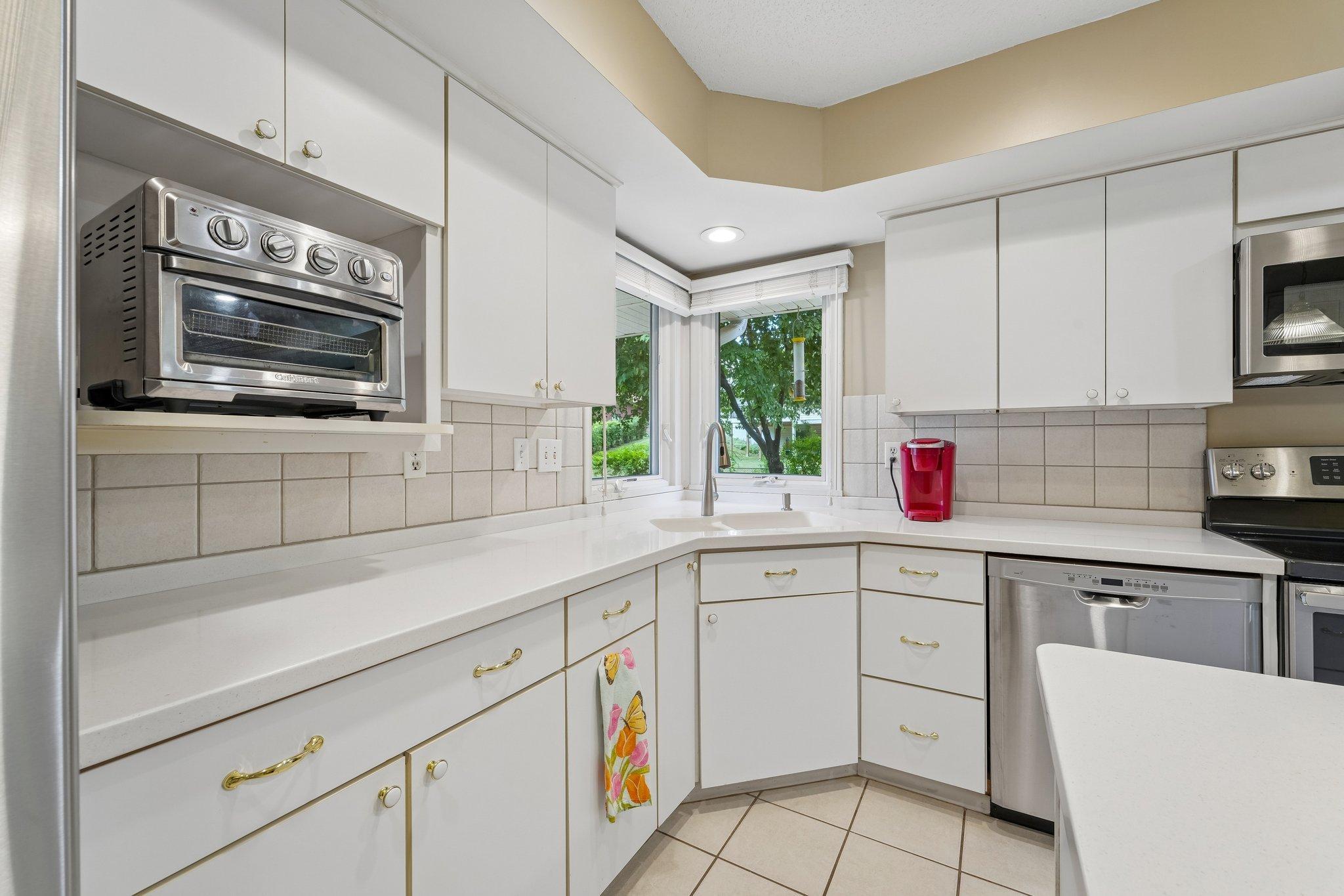 9632 Oxborough Road Property Photo 18