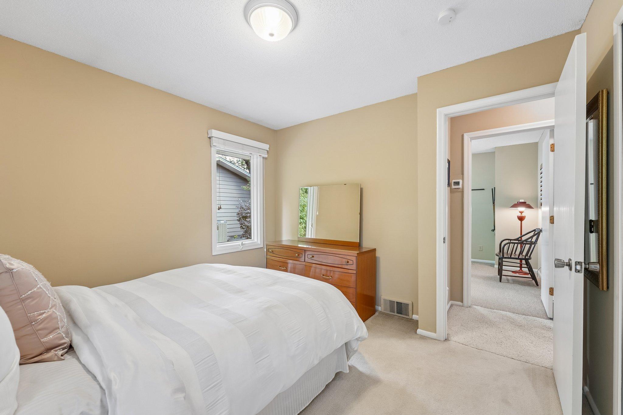 9632 Oxborough Road Property Photo 28