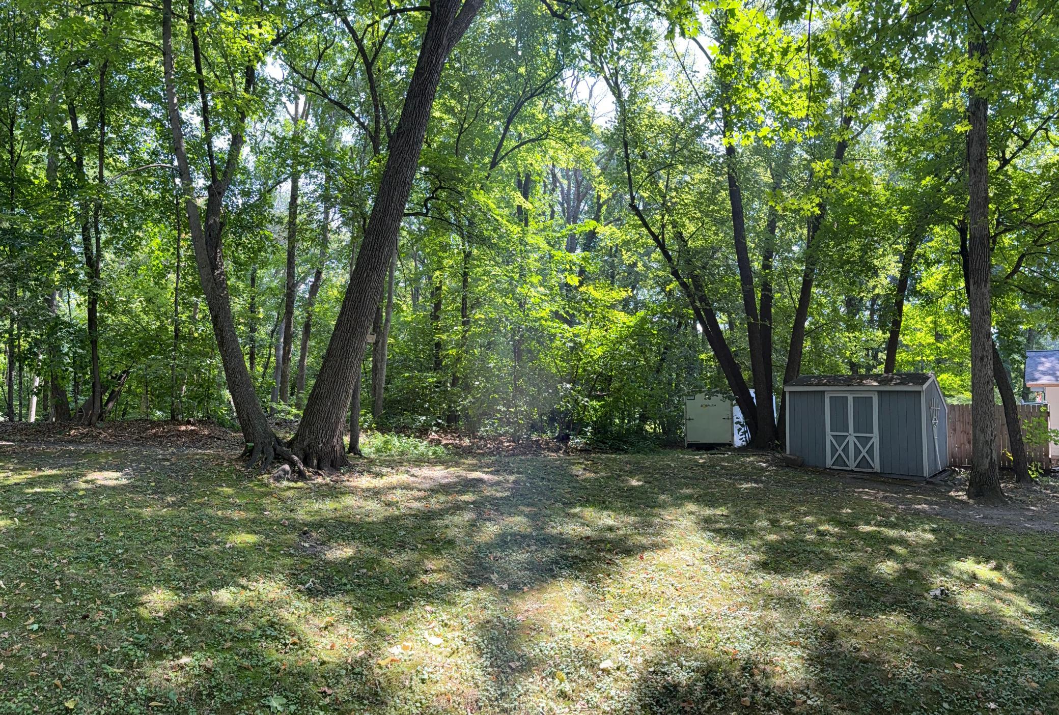 1583 E Shore Drive Property Photo 14