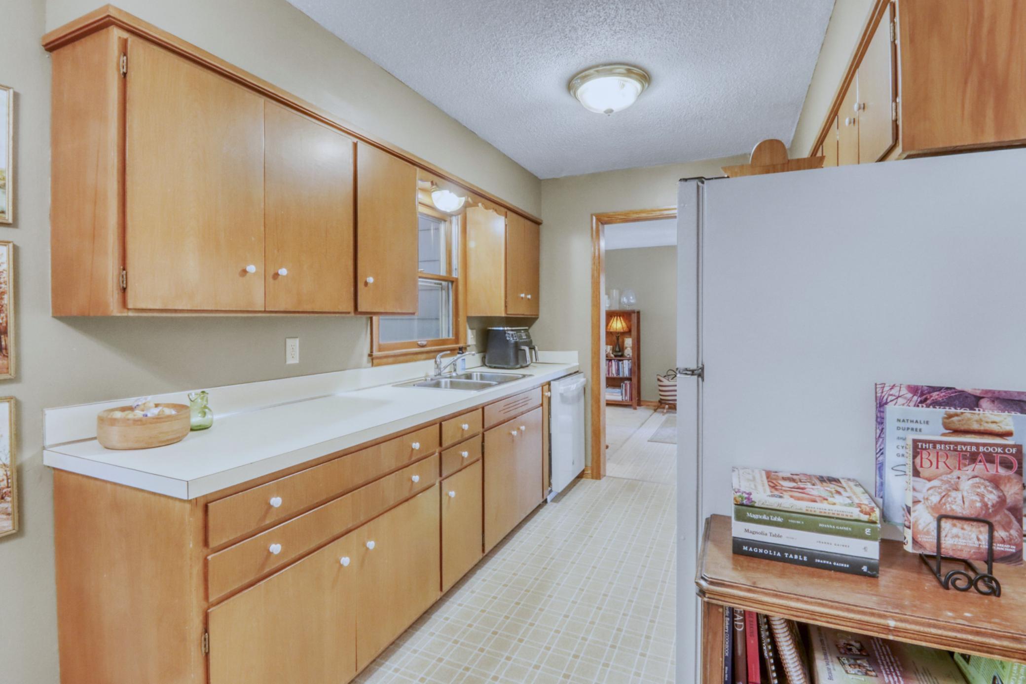 1583 E Shore Drive Property Photo 32