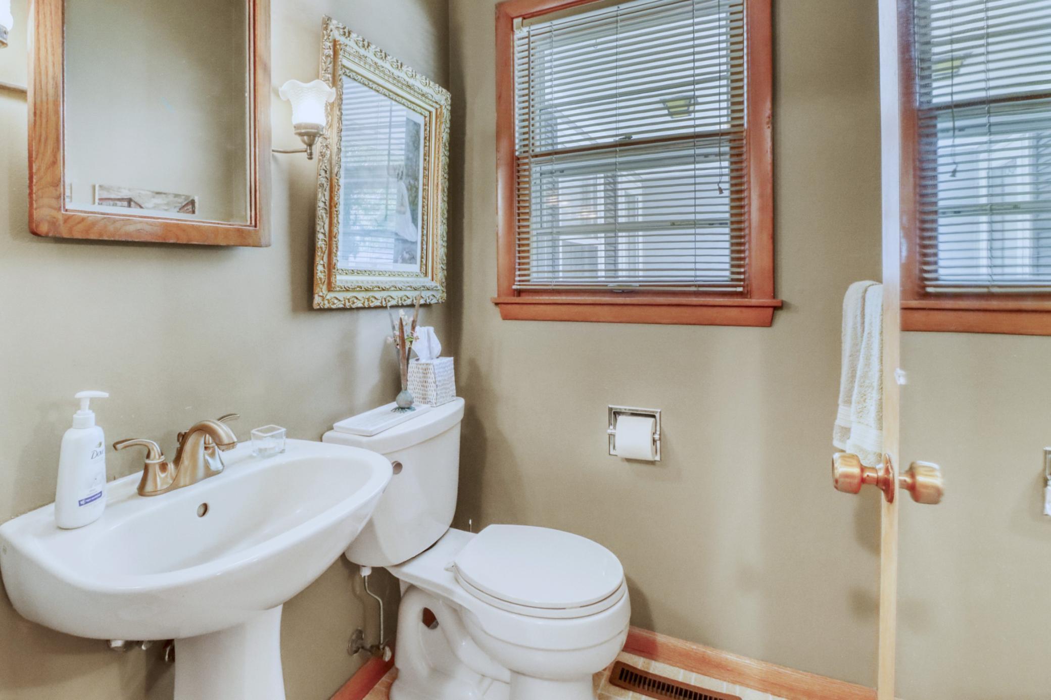 1583 E Shore Drive Property Photo 43