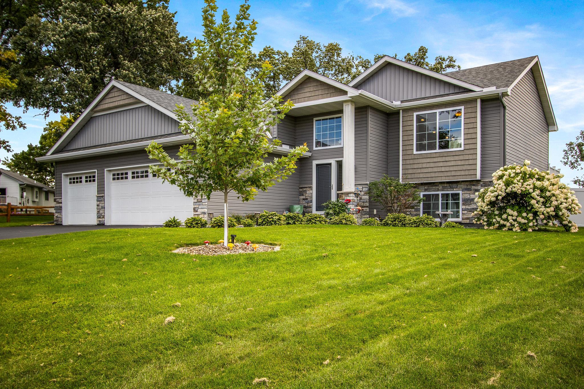 13190 10th Circle S Property Photo 2