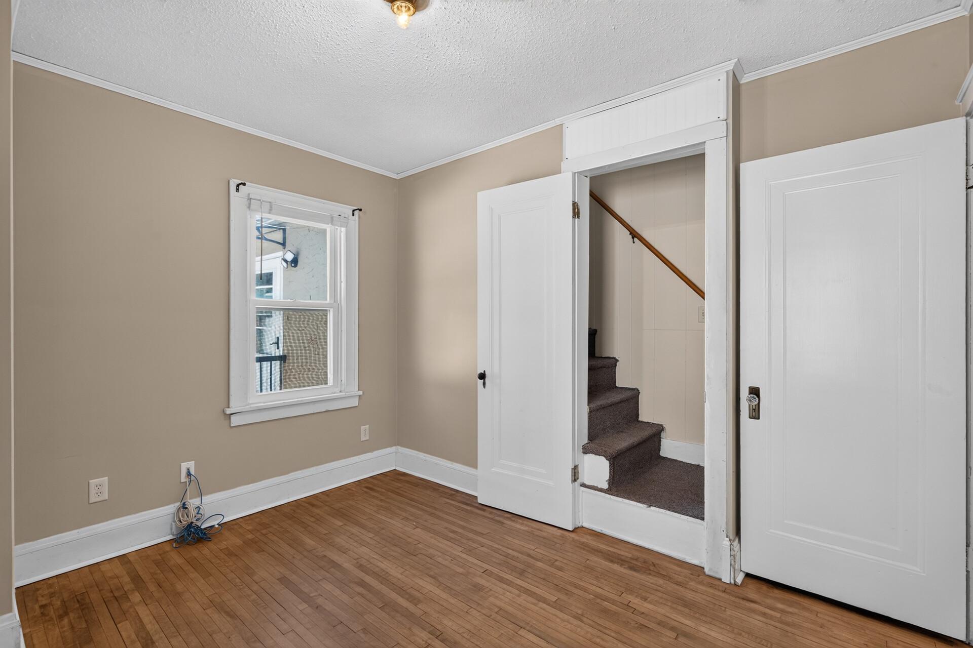 4242 Thomas Avenue N Property Photo 15
