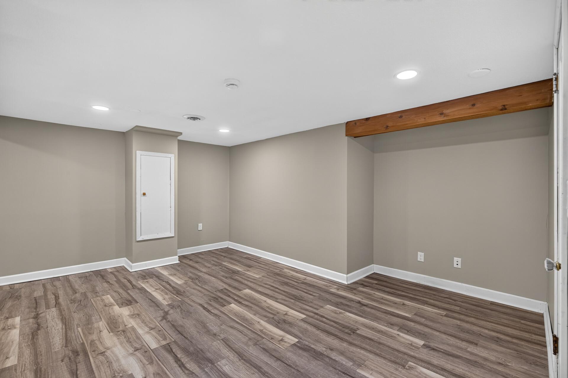 4242 Thomas Avenue N Property Photo 30
