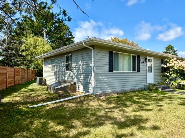 915 Ne 7th Avenue Property Photo 5