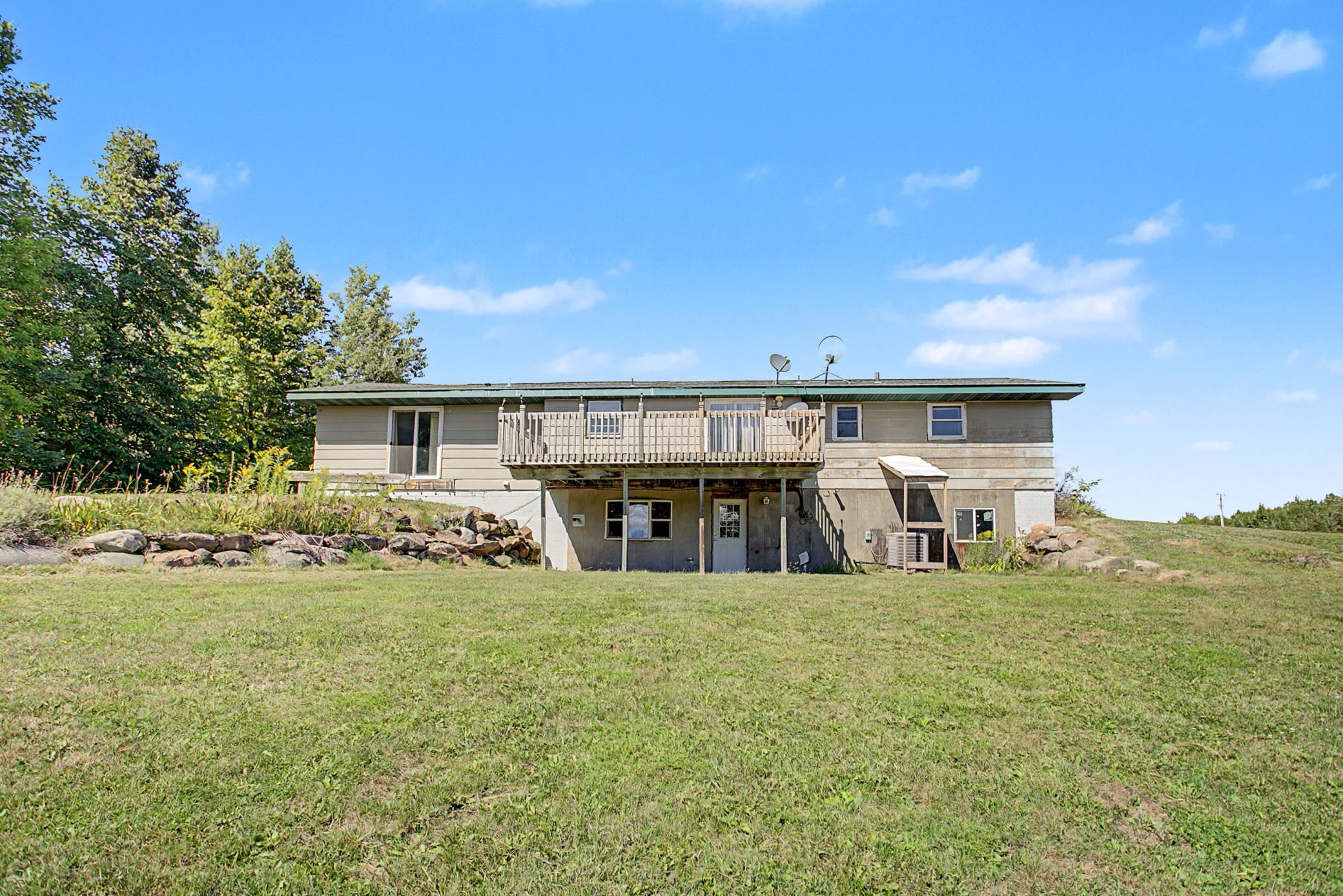 37981 Southfork Road Property Photo 4