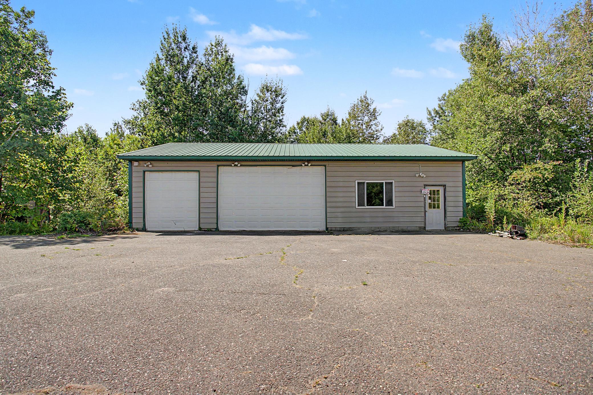 37981 Southfork Road Property Photo 5
