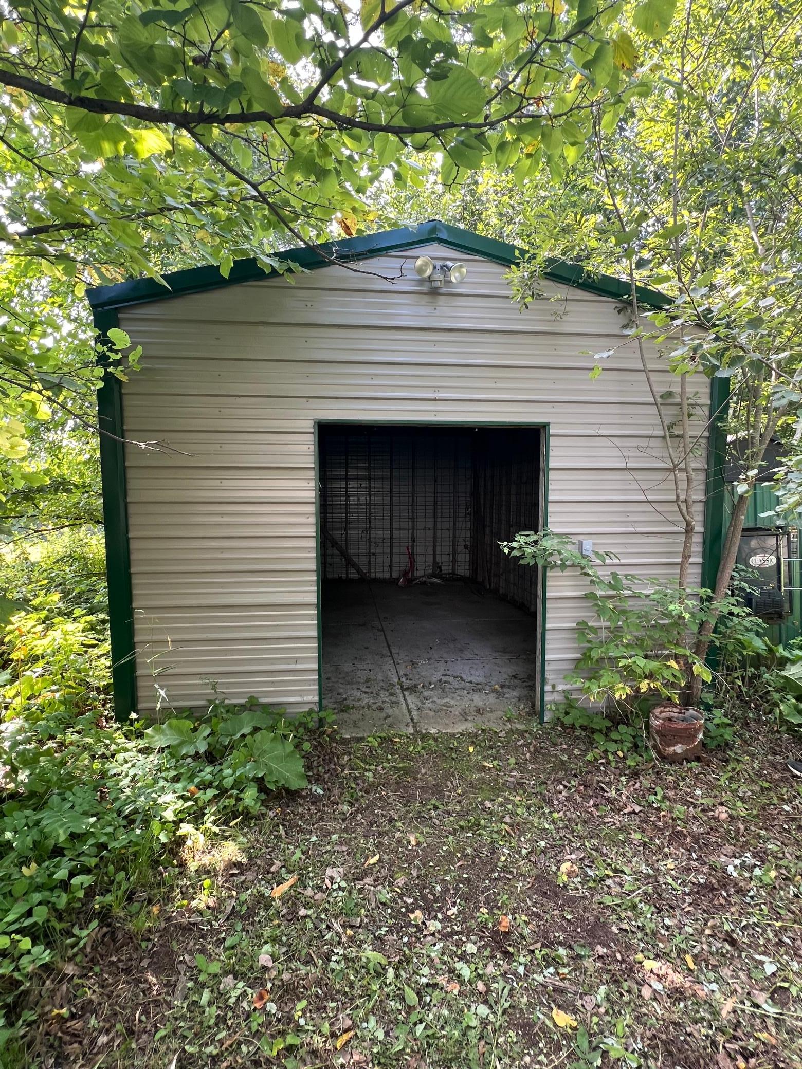 37981 Southfork Road Property Photo 14