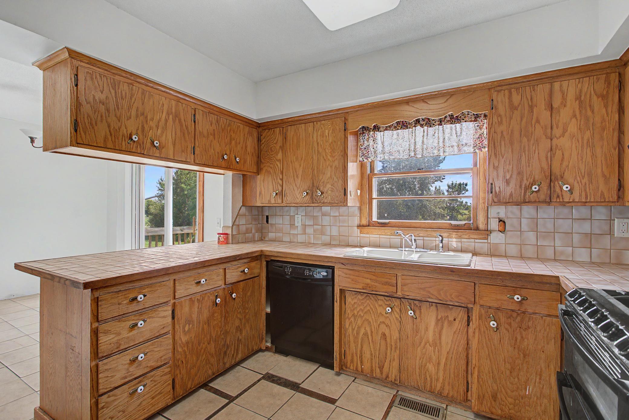 37981 Southfork Road Property Photo 20