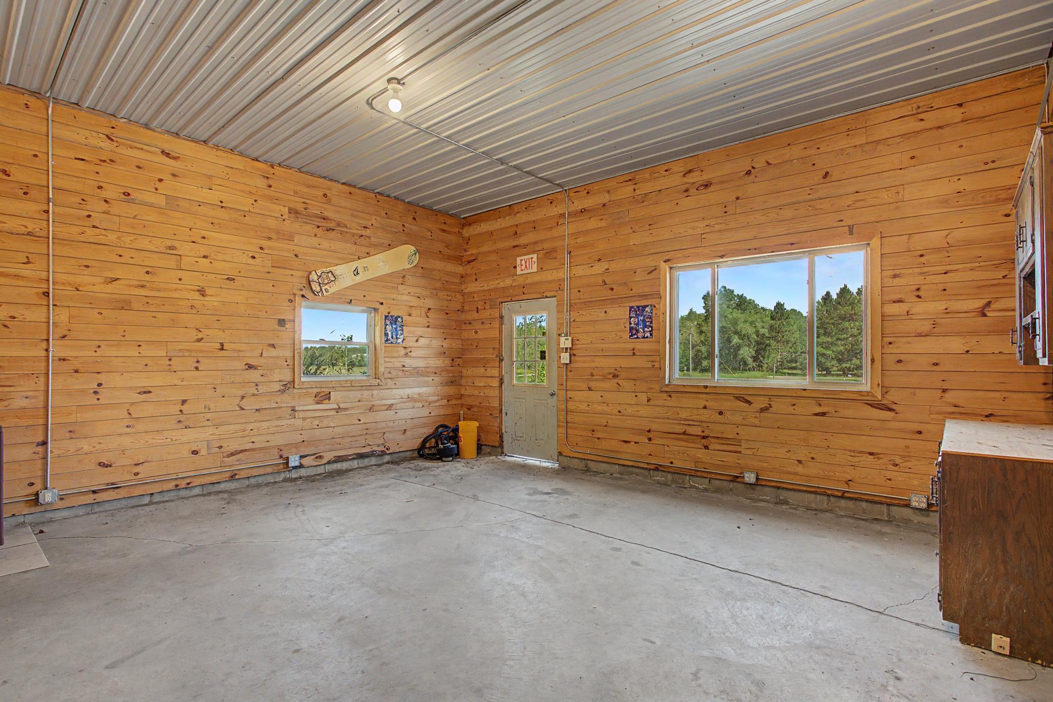 37981 Southfork Road Property Photo 44