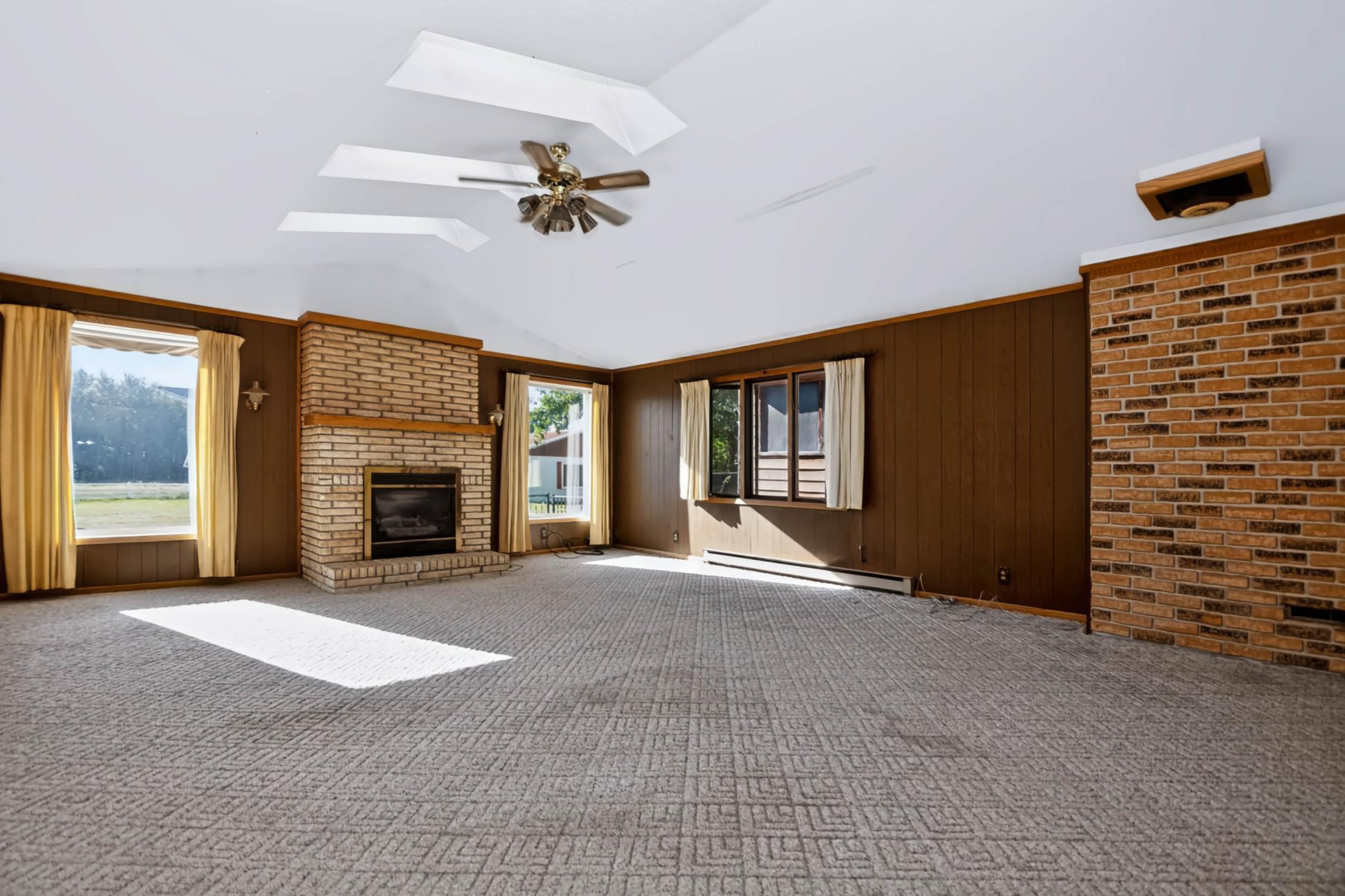 29201 County Highway 75 Property Photo 26