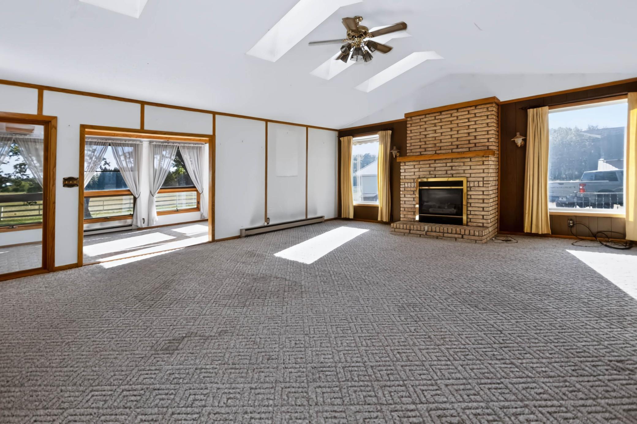 29201 County Highway 75 Property Photo 28