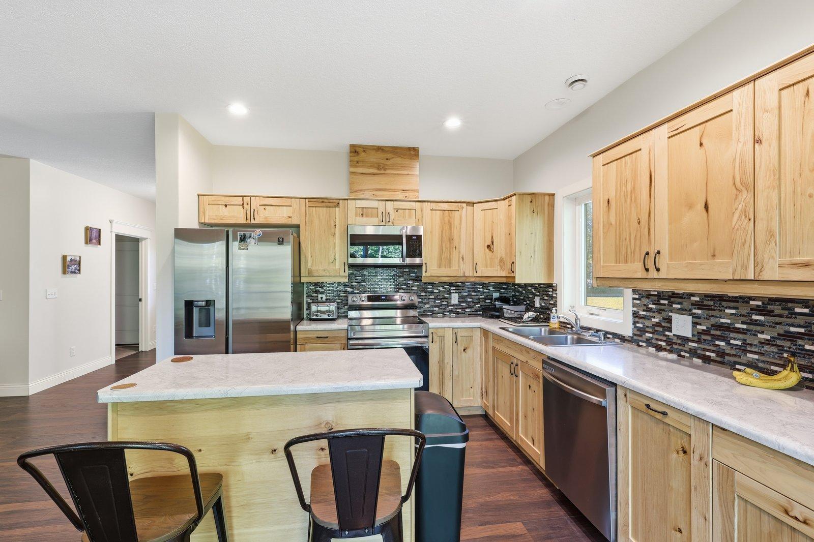 400 Jon Brown Drive Property Photo 8