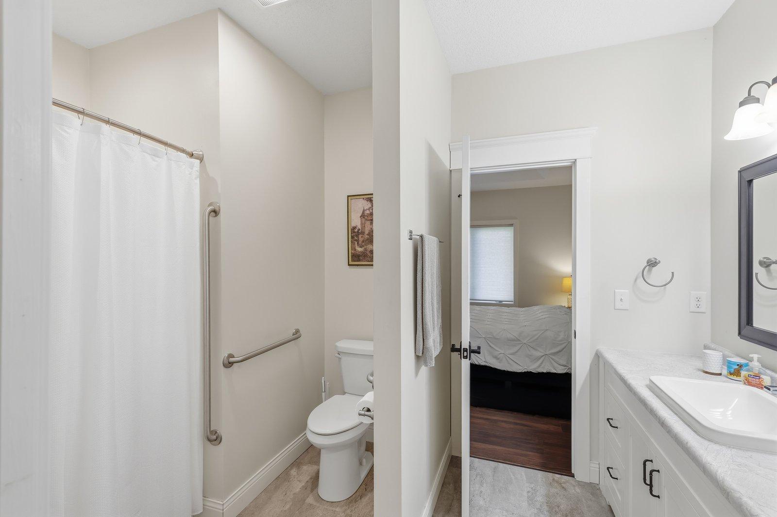 400 Jon Brown Drive Property Photo 17