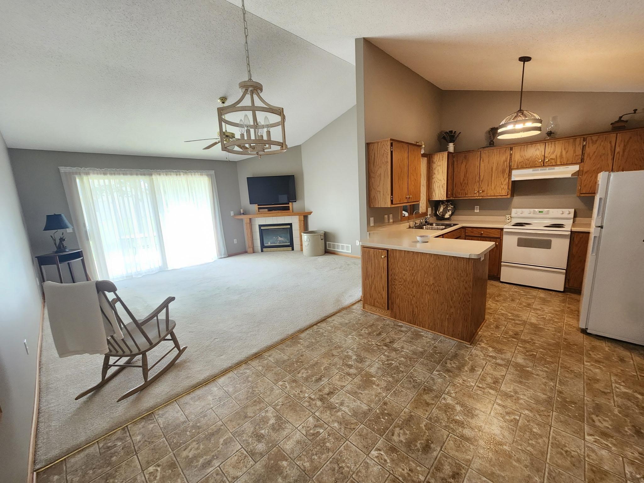 707 Ochotto Lake Drive Property Photo 3