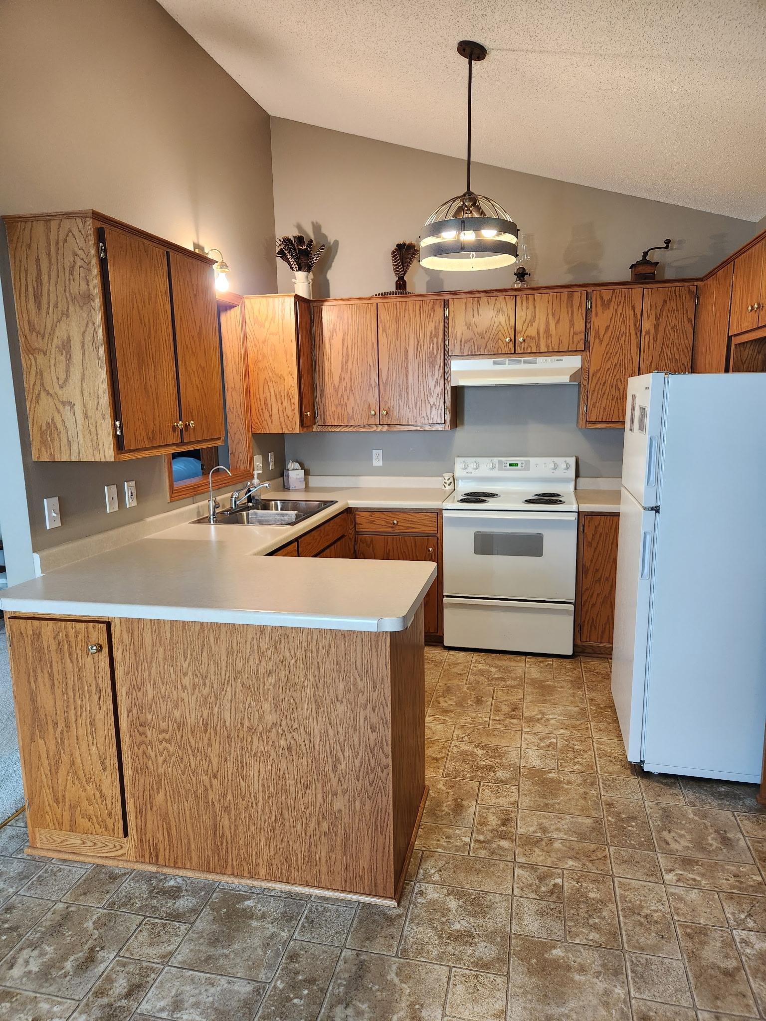 707 Ochotto Lake Drive Property Photo 4