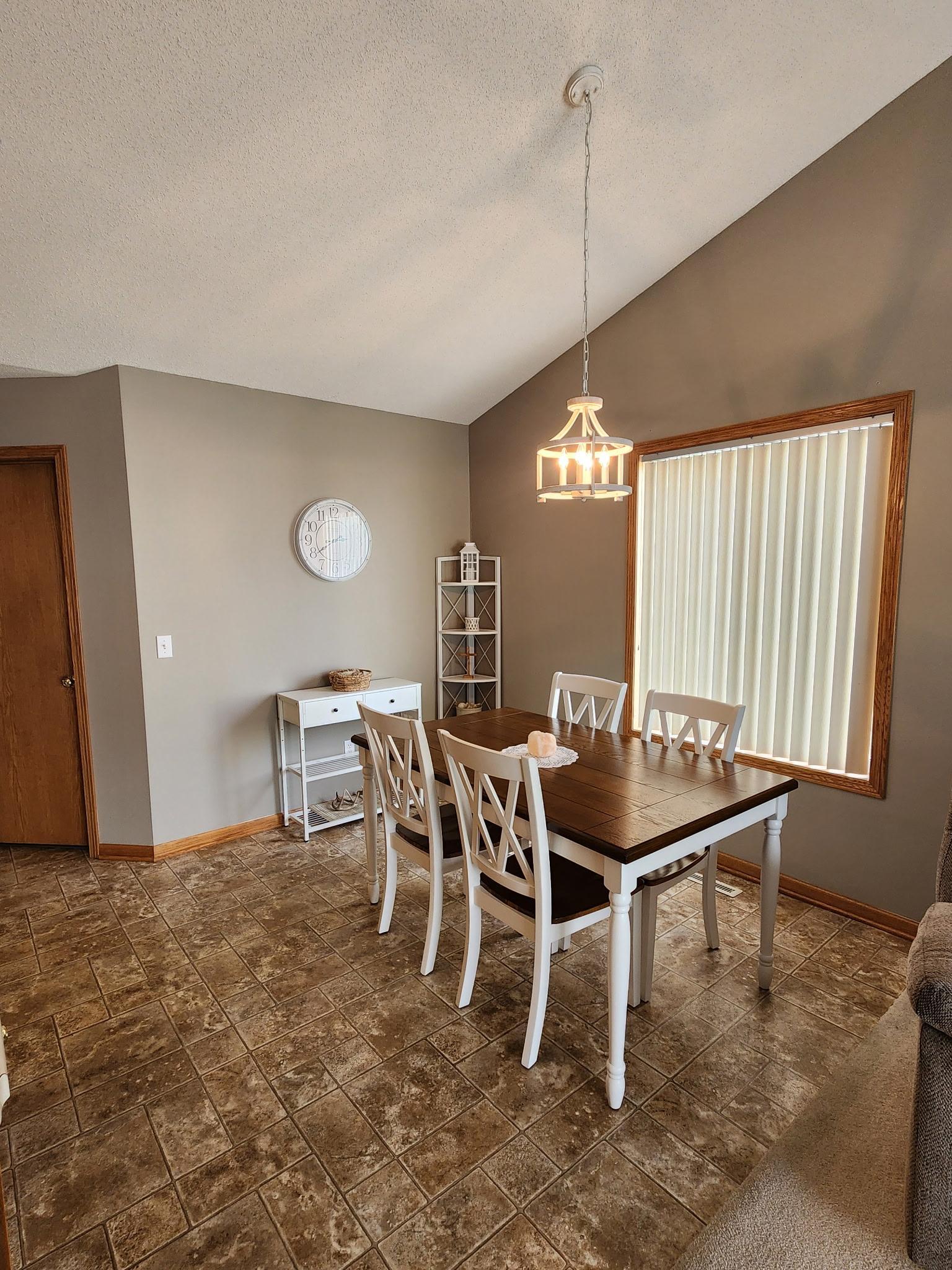 707 Ochotto Lake Drive Property Photo 5