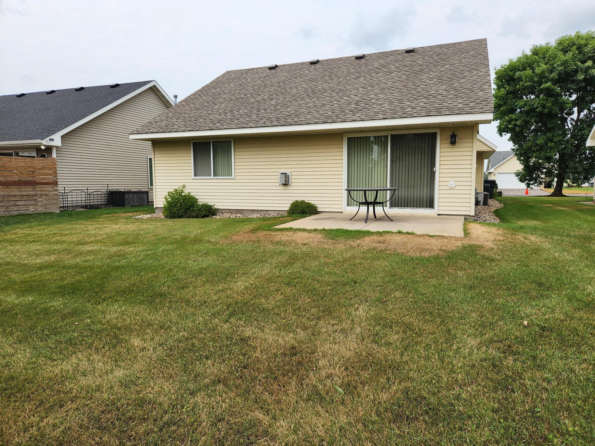707 Ochotto Lake Drive Property Photo 9
