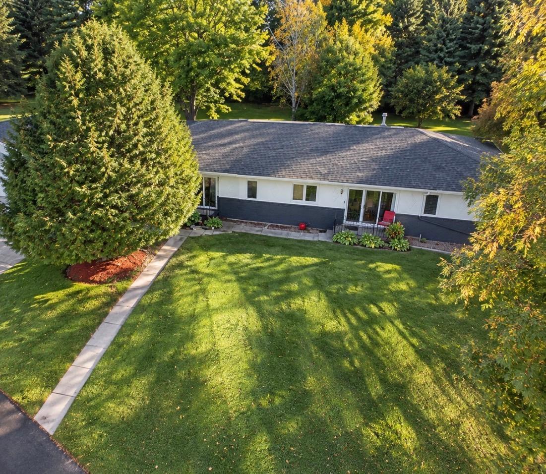 1329 Isleview Road Property Photo 8